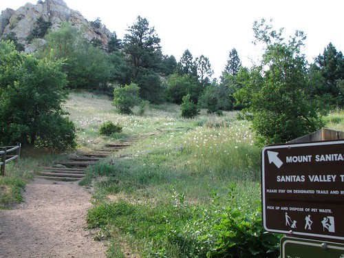 mt. sanitas trail