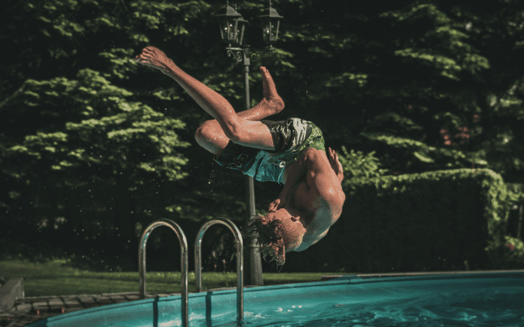 The Best Outdoor Pools to Enjoy Your Memorial Day