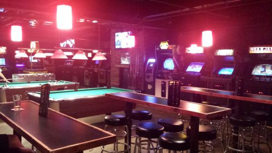 Press Play — Restaurants & Bars