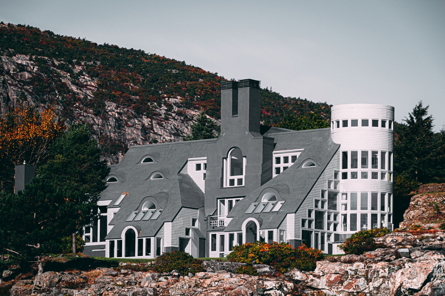 Modern house against a mountain backdrop