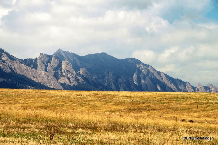 Flatirons Vista - fall trails in Boulder