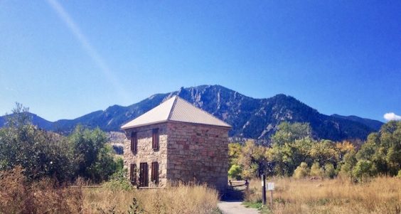 south mesa hike boulder 2