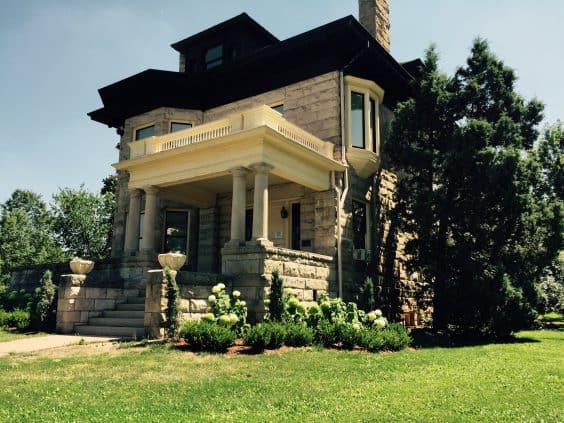 Photo5_HarbeckHouse